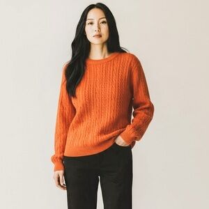 NWT Wainscott Orange Crew Neck Cable Knit Sweater